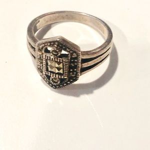 925 Sterling Silver ring size 9